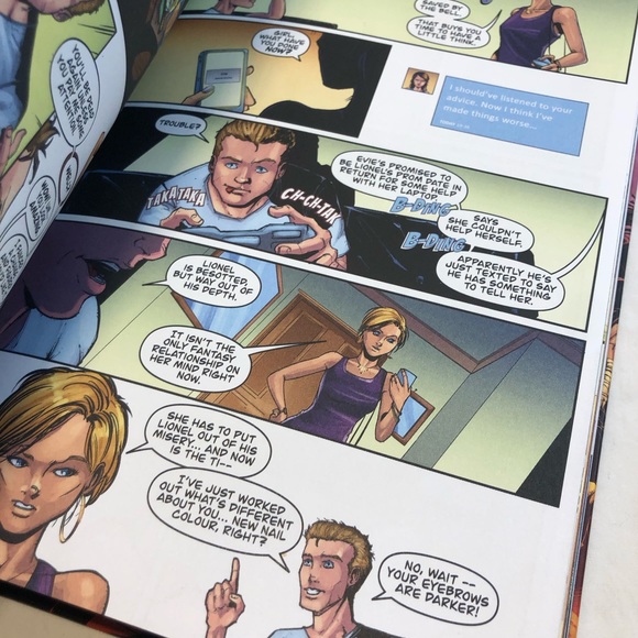Username: Regenerated Joe Sugg Amrit Birdi Graphic Novel Hardcover - Picture 10 of 10